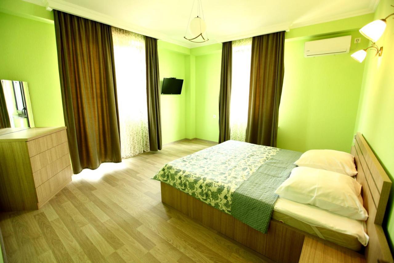Irakli'S Rooms Tbilisi Ngoại thất bức ảnh